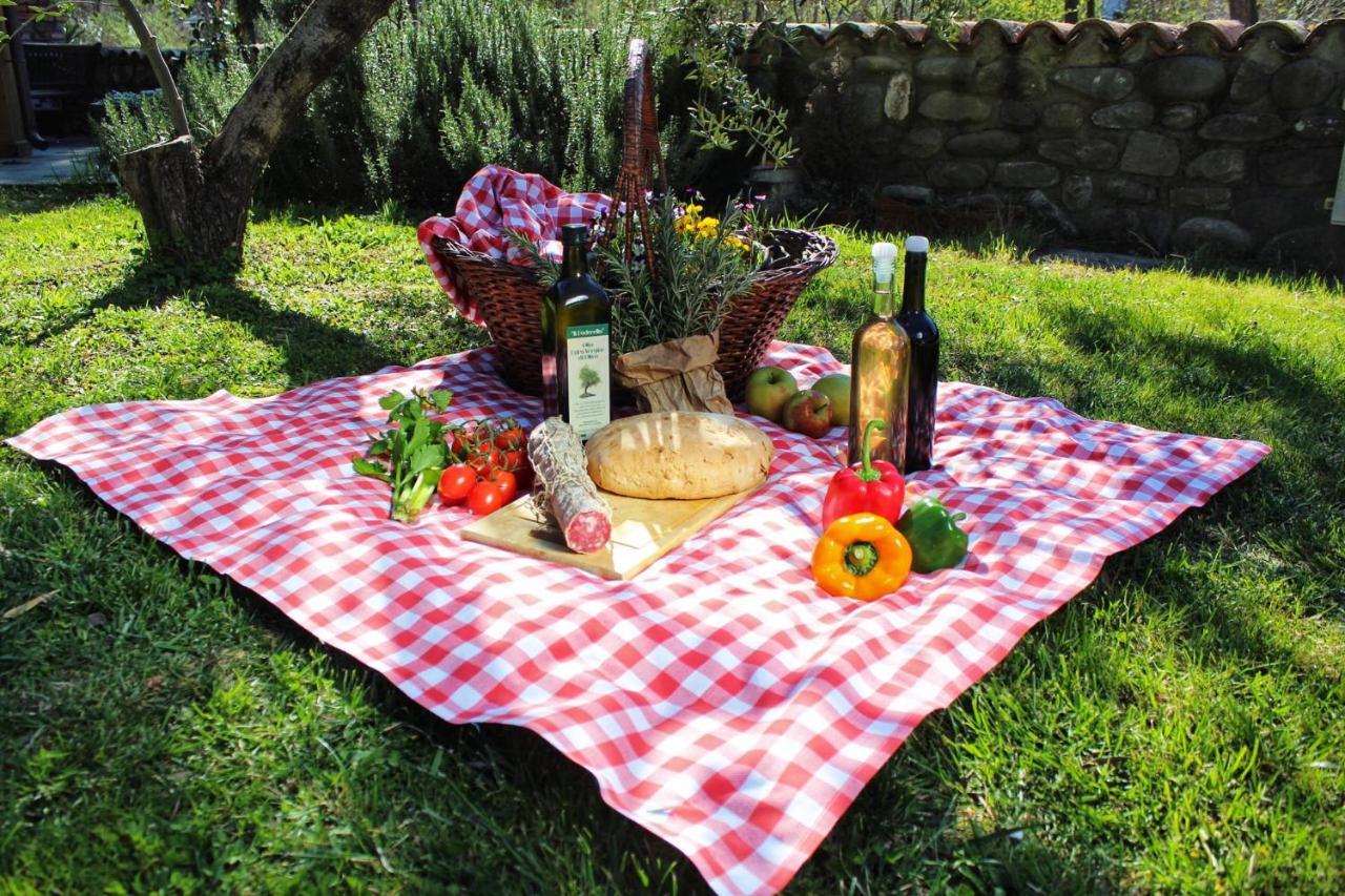 Agriturismo Il Poderetto Licciana Nardi Dış mekan fotoğraf